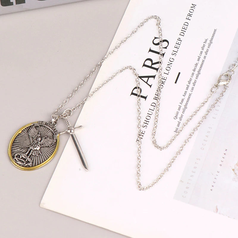 1pcs Catholic Patron Saint Pendant Michael St. Michael The Archangel Pendant Necklace Dropshipping Alloy Jewelry Necklaces