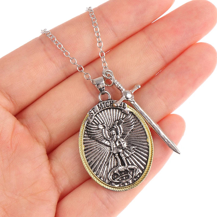 1pcs Catholic Patron Saint Pendant Michael St. Michael The Archangel Pendant Necklace Dropshipping Alloy Jewelry Necklaces